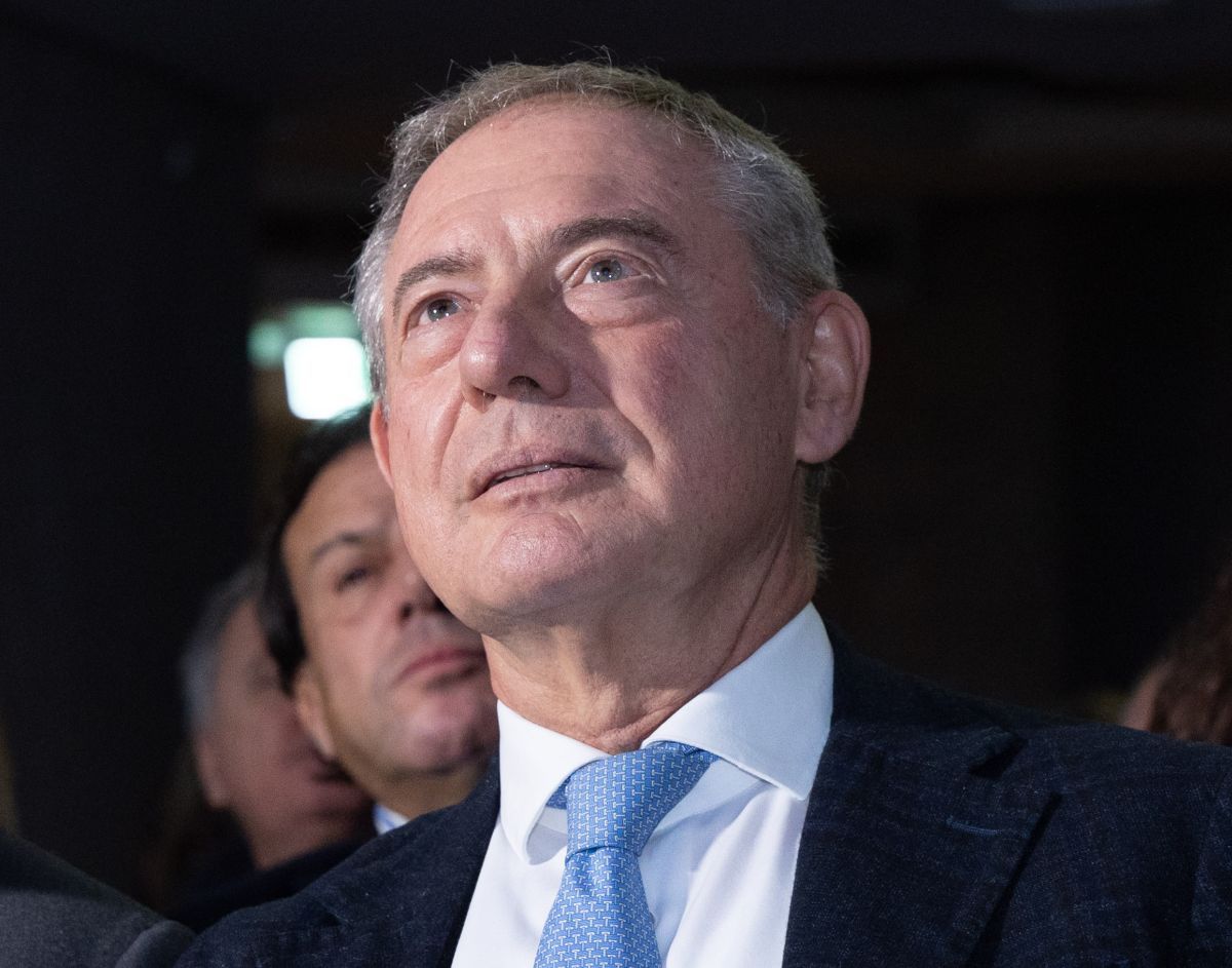 Urso “Governo Meloni ha aperto strada del dialogo e confronto Ue-Usa” Urso “Governo Meloni ha aperto strada del dialogo e confronto Ue-Usa”