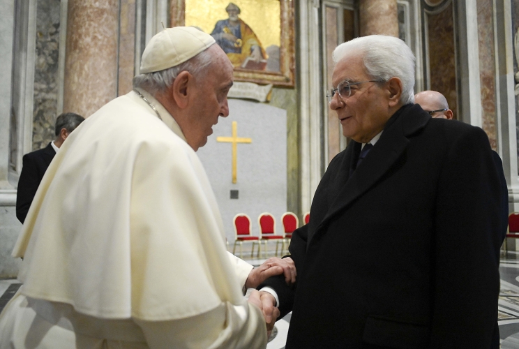 Mattarella “Avverto un grave vuoto, Papa Francesco era un riferimento” Mattarella “Avverto un grave vuoto, Papa Francesco era un riferimento”