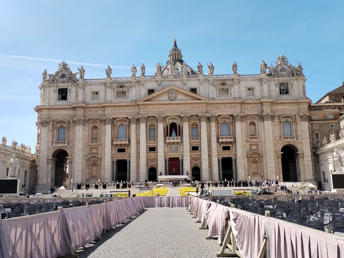Sabato i funerali del Papa, lo sport italiano pronto a fermarsi Sabato i funerali del Papa, lo sport italiano pronto a fermarsi