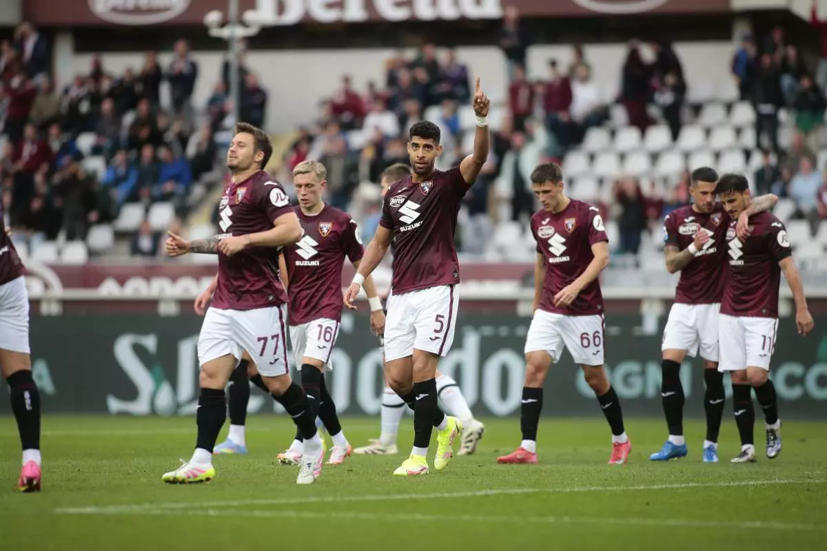 Torino batte Udinese 2-0, in gol Adams e Dembele Torino batte Udinese 2-0, in gol Adams e Dembele