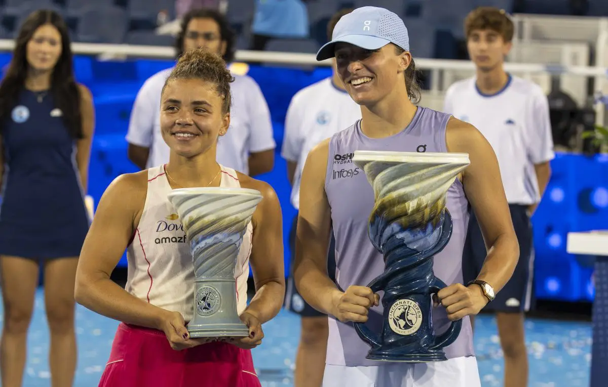 Paolini ko in finale, Swiatek vince il Wta di Cincinnati Paolini ko in finale, Swiatek vince il Wta di Cincinnati