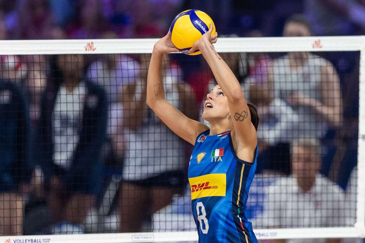 Azzurre del volley agli ottavi del Mondiale da prime, Belgio ko 3-1. Lieve tachicardia per Danesi: “Sto bene” Azzurre del volley agli ottavi del Mondiale da prime, Belgio ko 3-1. Lieve tachicardia per Danesi: “Sto bene”