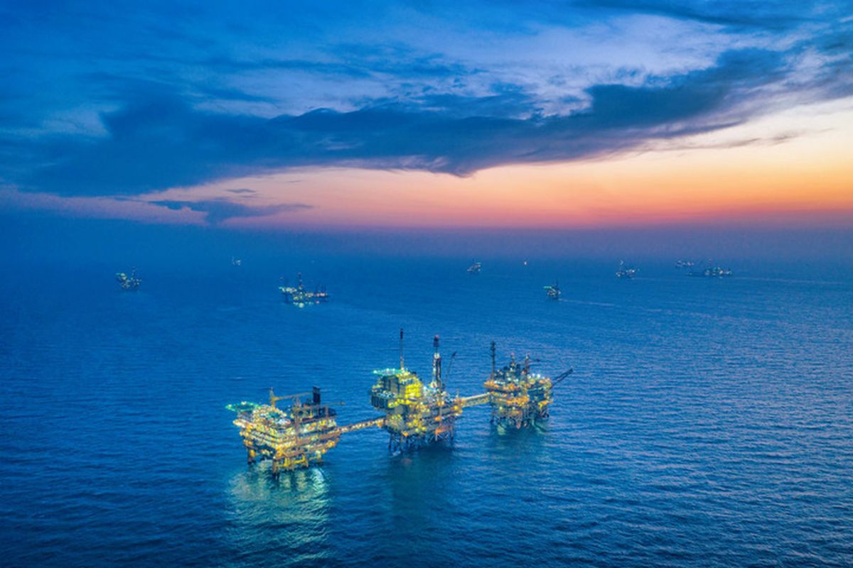 Cina, il più grande giacimento offshore registra una produzione record di petrolio e gas